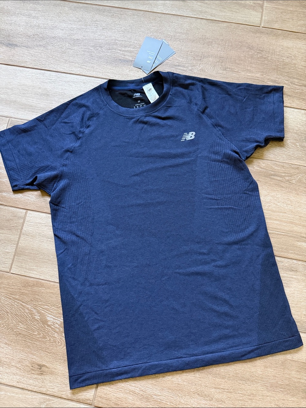 NB Dry Fit Tee MEDIUM